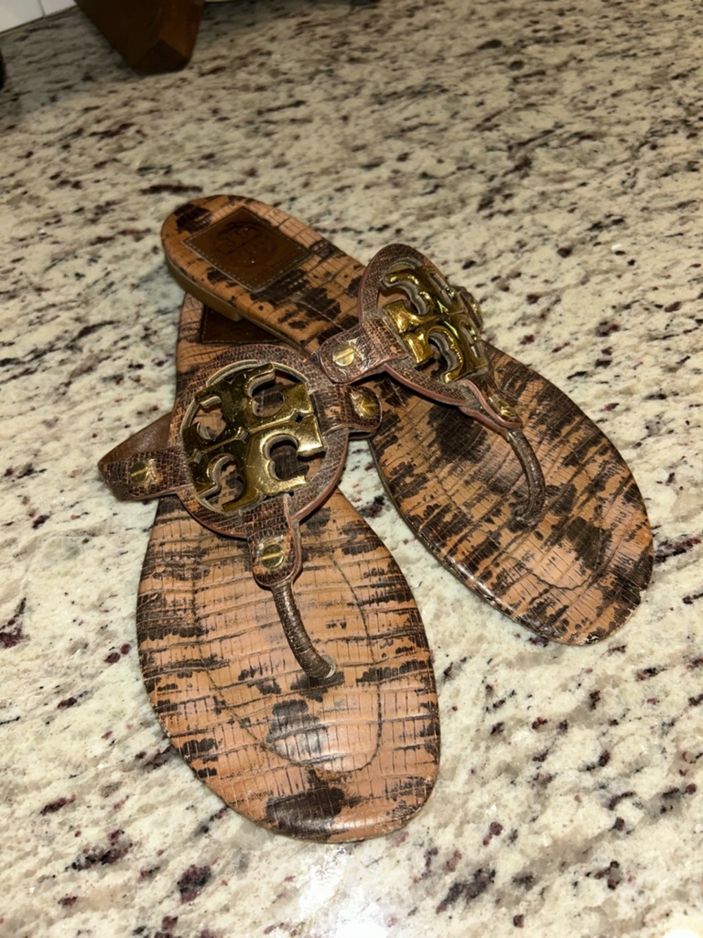 Tory Burch Brown Snake-Print Logo Thong Sandals with Gold Emblem